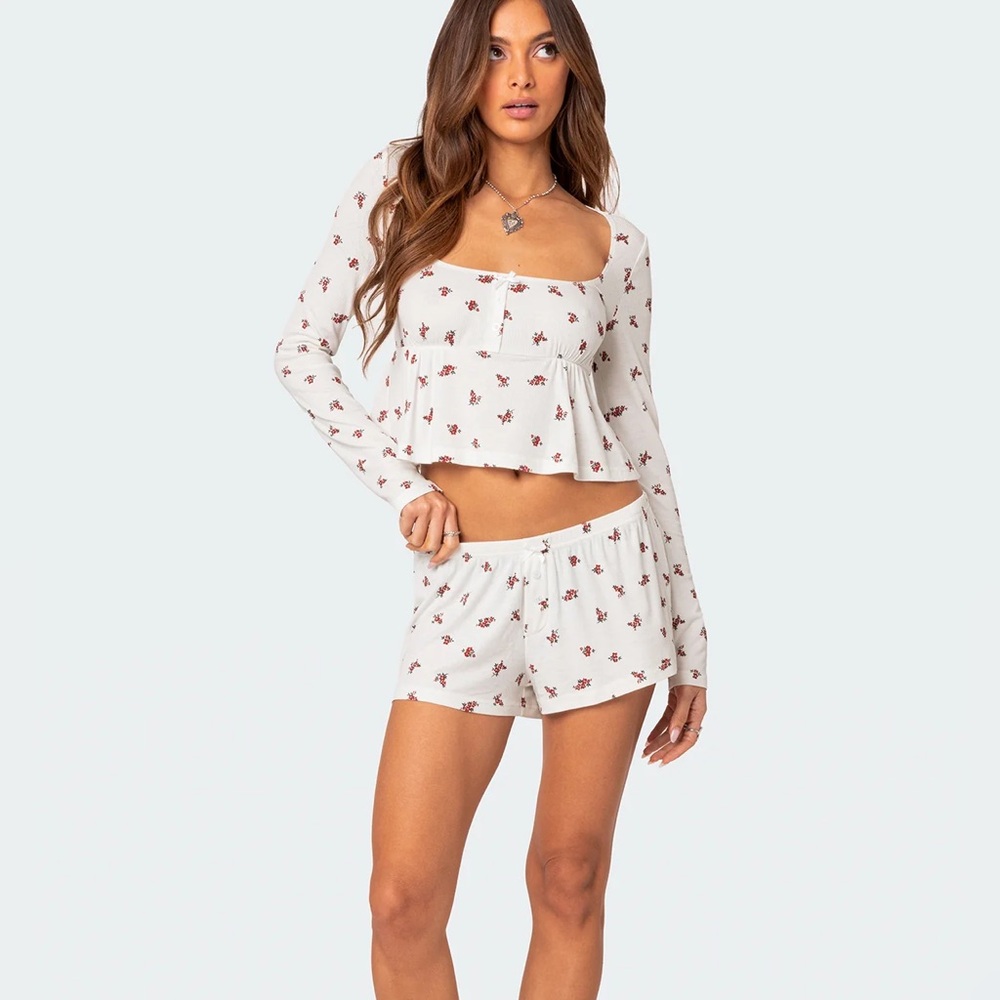NWT Edikted “Meliora Ribbed Top”